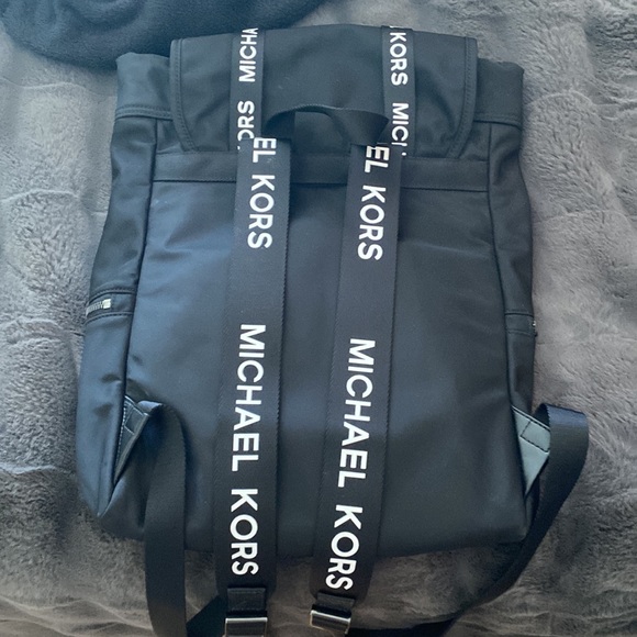 Michael Kors nylon back pack (large) - Picture 4 of 5